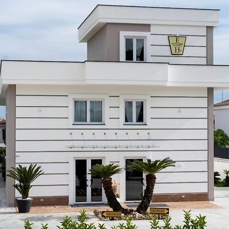 Hotel Elite Варкатуро Экстерьер фото
