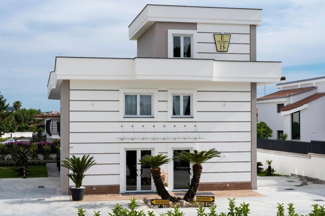 Hotel Elite Варкатуро Экстерьер фото