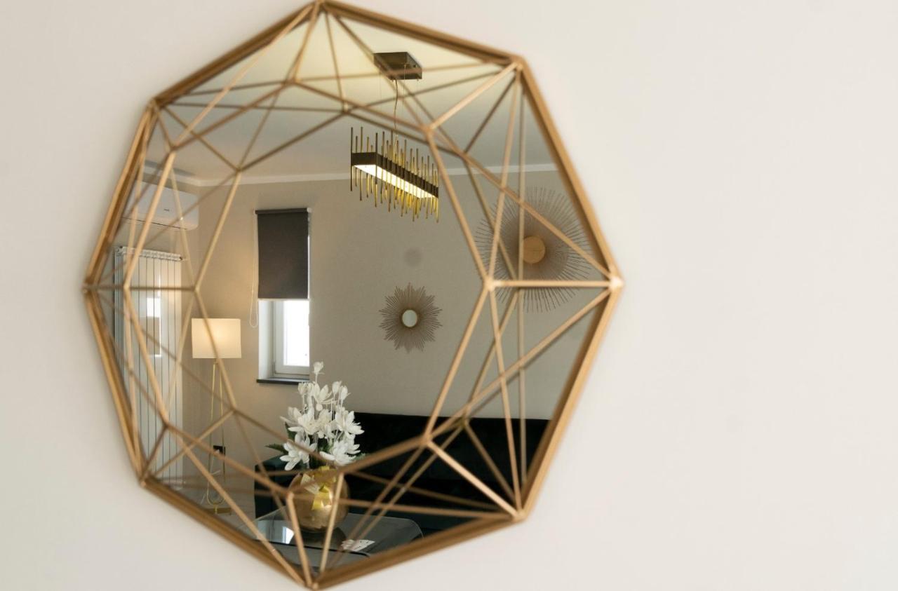 Hotel Elite Варкатуро Экстерьер фото