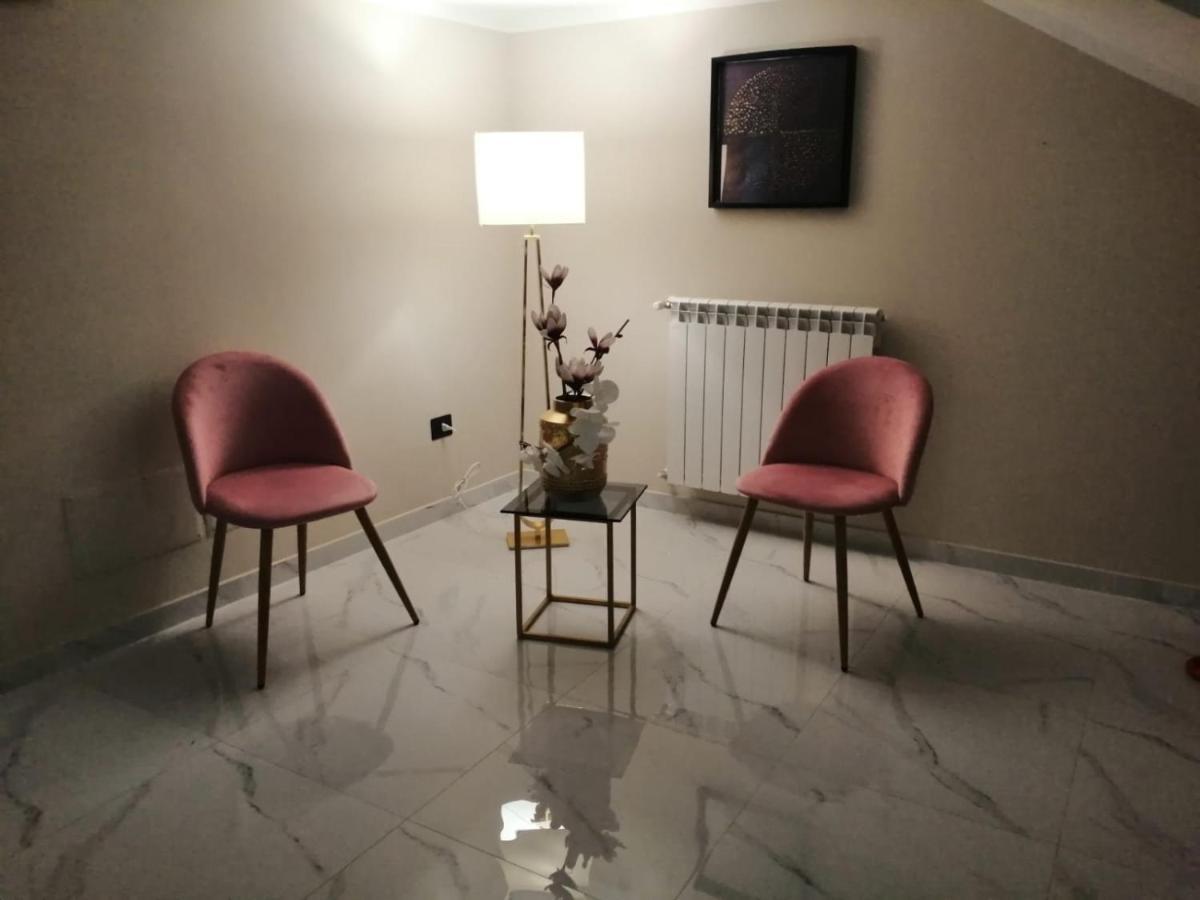 Hotel Elite Варкатуро Экстерьер фото