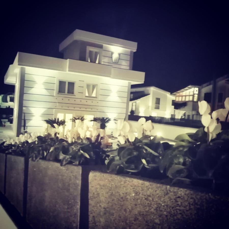 Hotel Elite Варкатуро Экстерьер фото